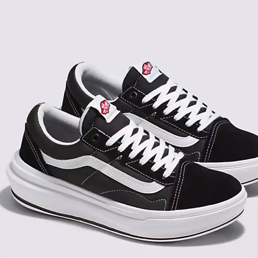 NWT Vans Old Skool Overt Wm Sz 7 Black